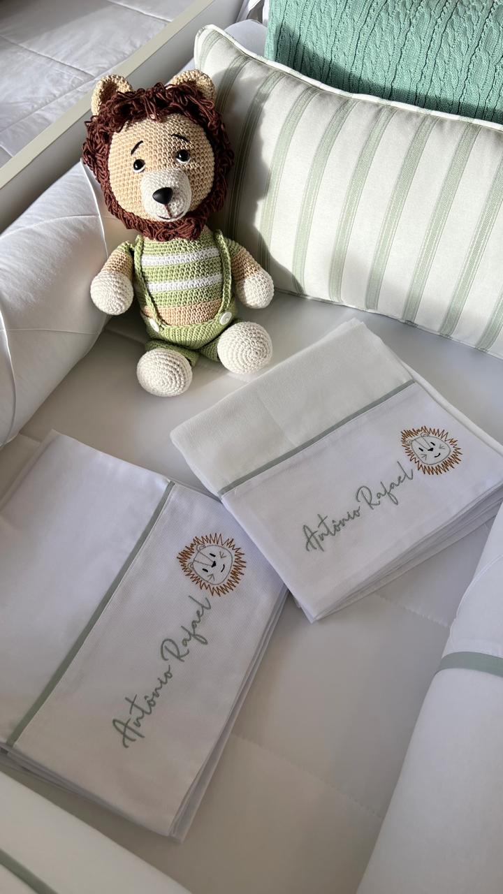 Fralda Bordada Leão