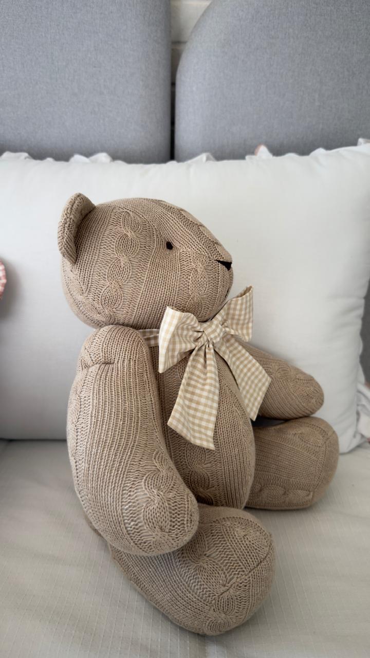 Urso em Tricô Fendi - tamanho G