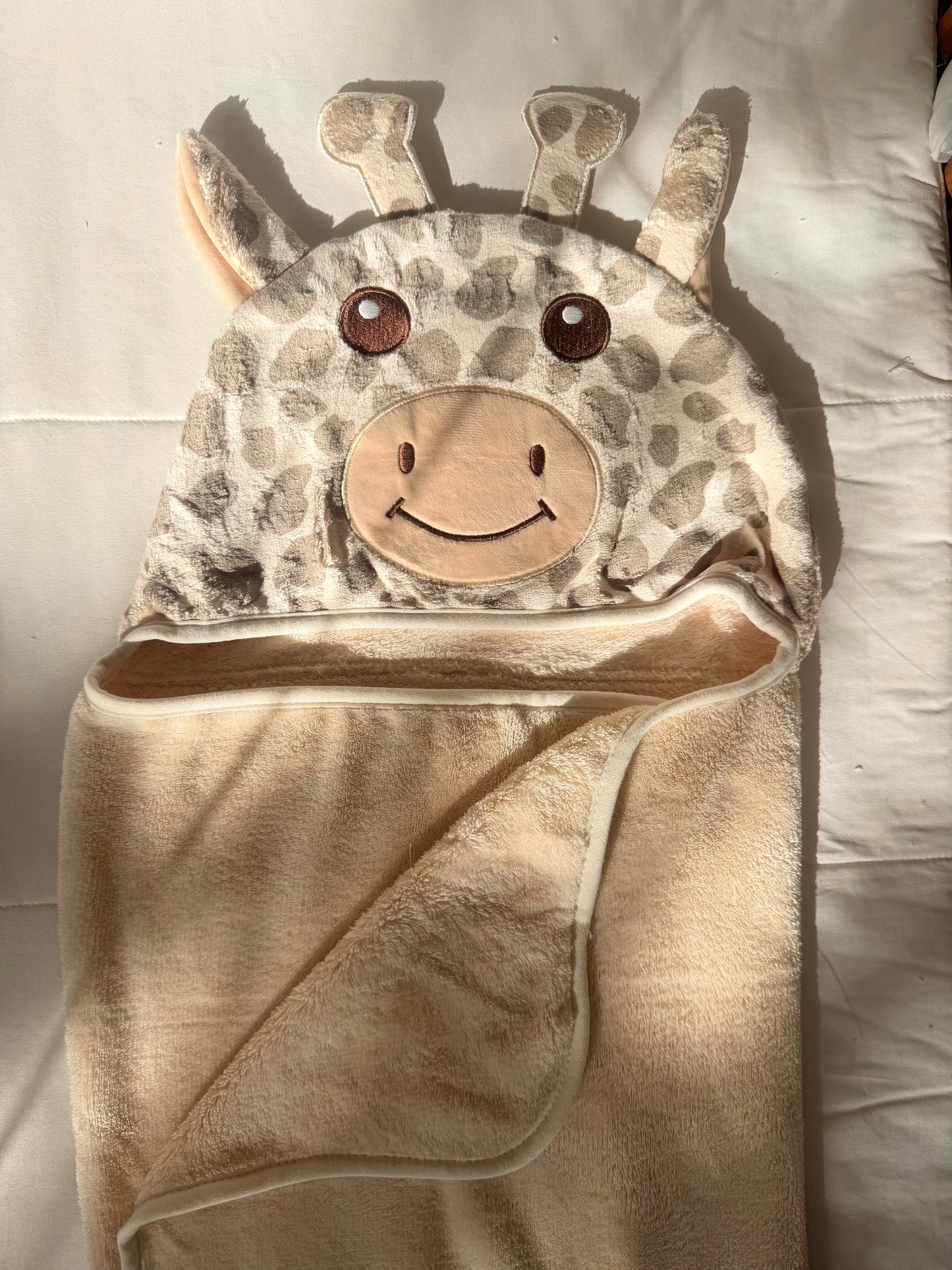 Toalha capuz girafinha