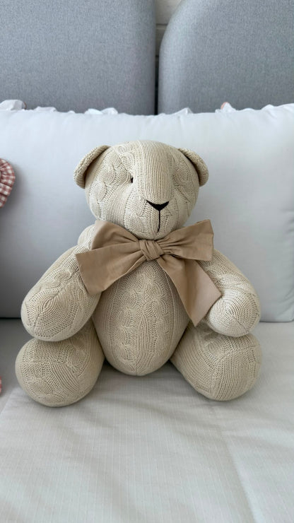 Urso em Tricô Bege - tamanho G