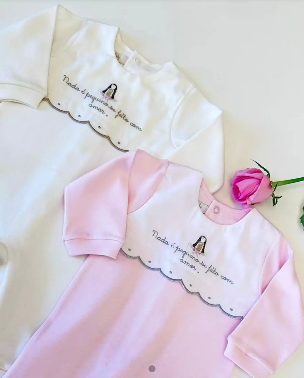 Macacão Santa Teresinha