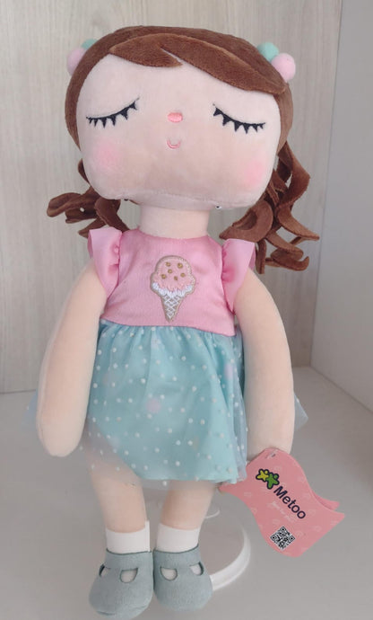 Boneca Angela Candy School