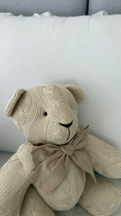 Urso em Tricô Bege - tamanho M
